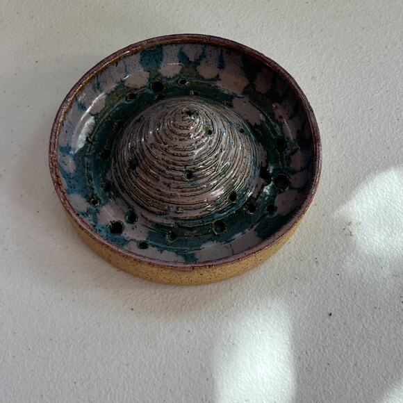 Studio Art Pottery Citrus Manual Juicer Lemon & Orange Stoneware Hand Made - Picture 5 of 11